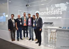 The team of Komet Sales. They won the first prize in the category supplies and services in design and decoration of the stand. Recently they acquired UNOSOF.